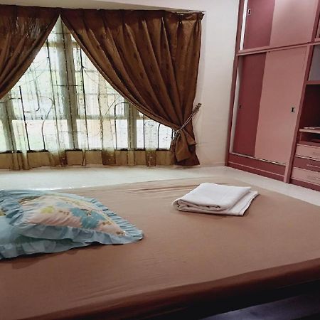 Malacca Bukit Baru Homestay מראה חיצוני תמונה